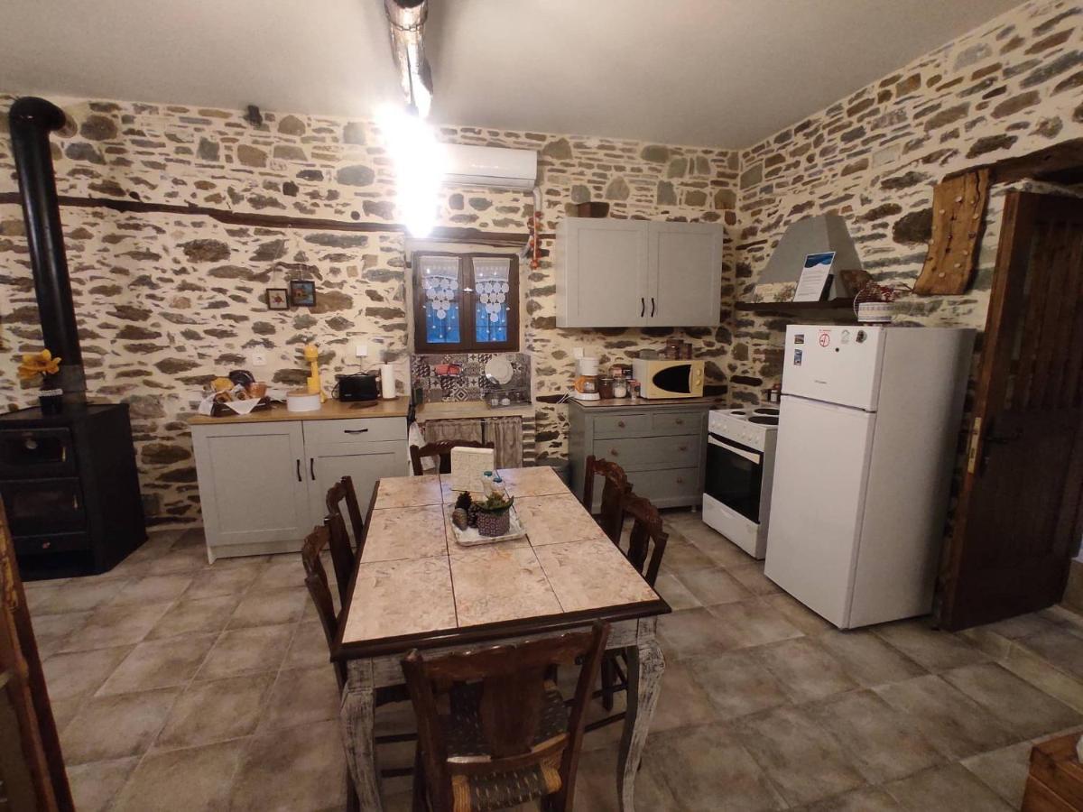 Efrosini Ferienhaus *