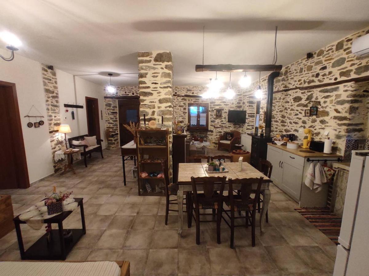 Efrosini Ferienhaus *